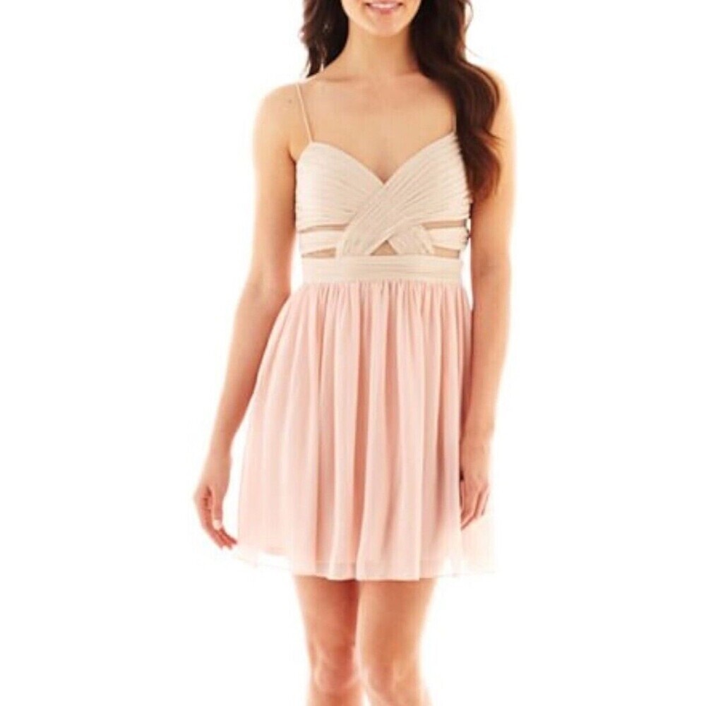 Hailey Logan Adrianna Papell Blush Pink Cutout Chiffon Mini Cocktail Dress 5/6‎